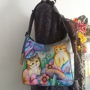 Anuschka Cats In Wonderland shoulder bag